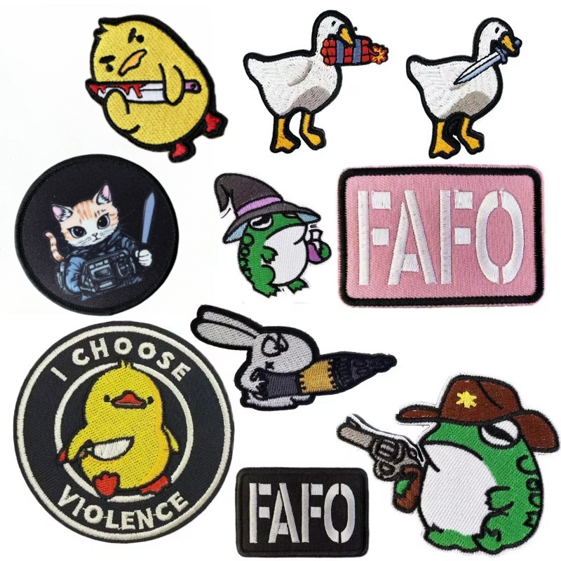 Velcro Hook Loop - 漫画の動物アヒルとナイフ士気バッジミサイル FAFO 刺繍フックとループパッチ戦術的なバックパックジャケットステッカー